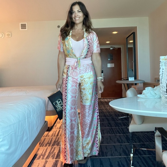 LUXXEL gorgeous print set! Size small - Picture 2 of 6